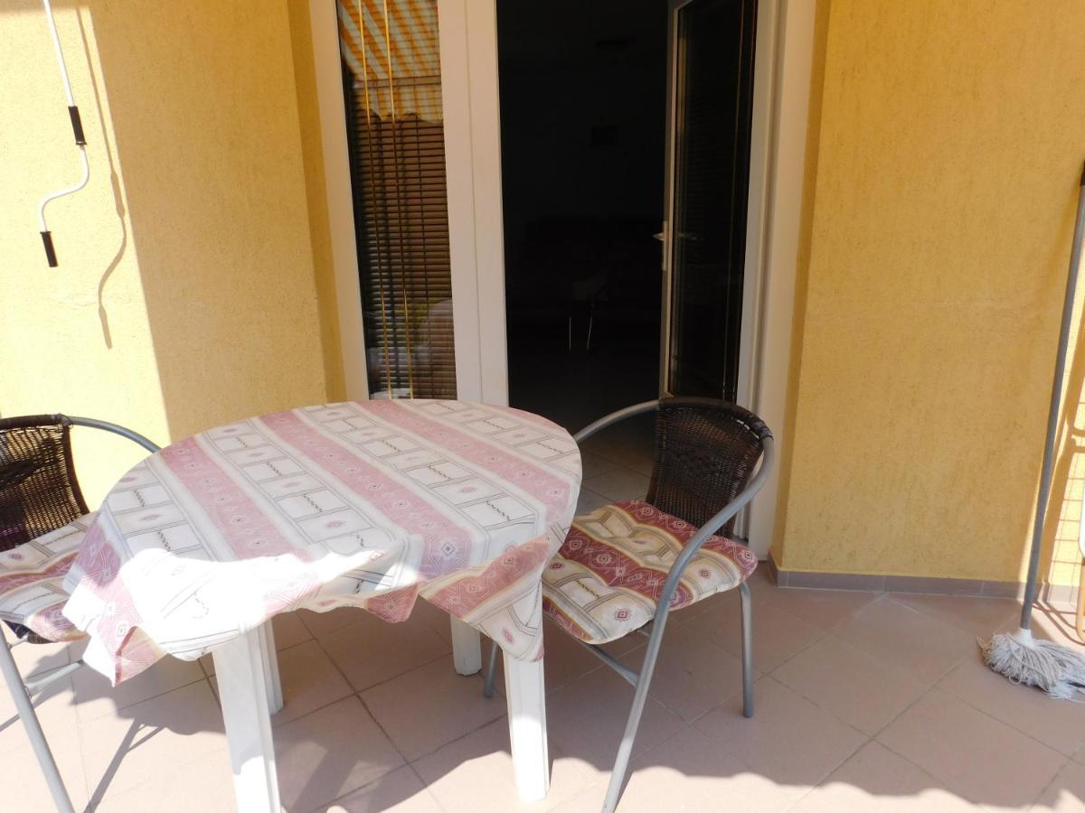 Akacfa Hortenzia Apartman Zalakaros Buitenkant foto