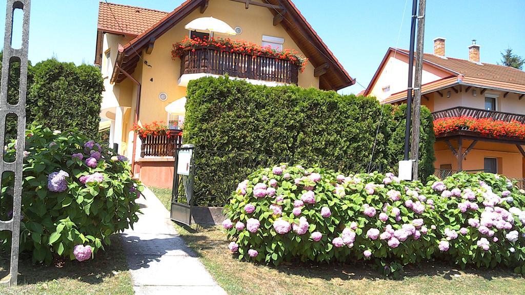 Akacfa Hortenzia Apartman Zalakaros Buitenkant foto