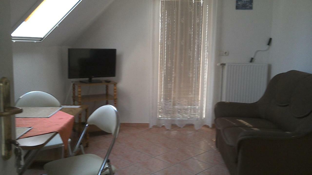 Akacfa Hortenzia Apartman Zalakaros Buitenkant foto